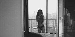 Professional Amateur taking a picture in black and white